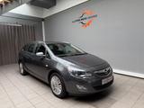 Opel Astra J Sports Tourer Innovation +HU NEU+NAVI+ - Opel Astra aus 2011: H