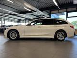 BMW 320d Touring M Sport HUD PANO ACC AHK RFK NAVI - BMW 320 Gebrauchtwagen in Düsseldorf