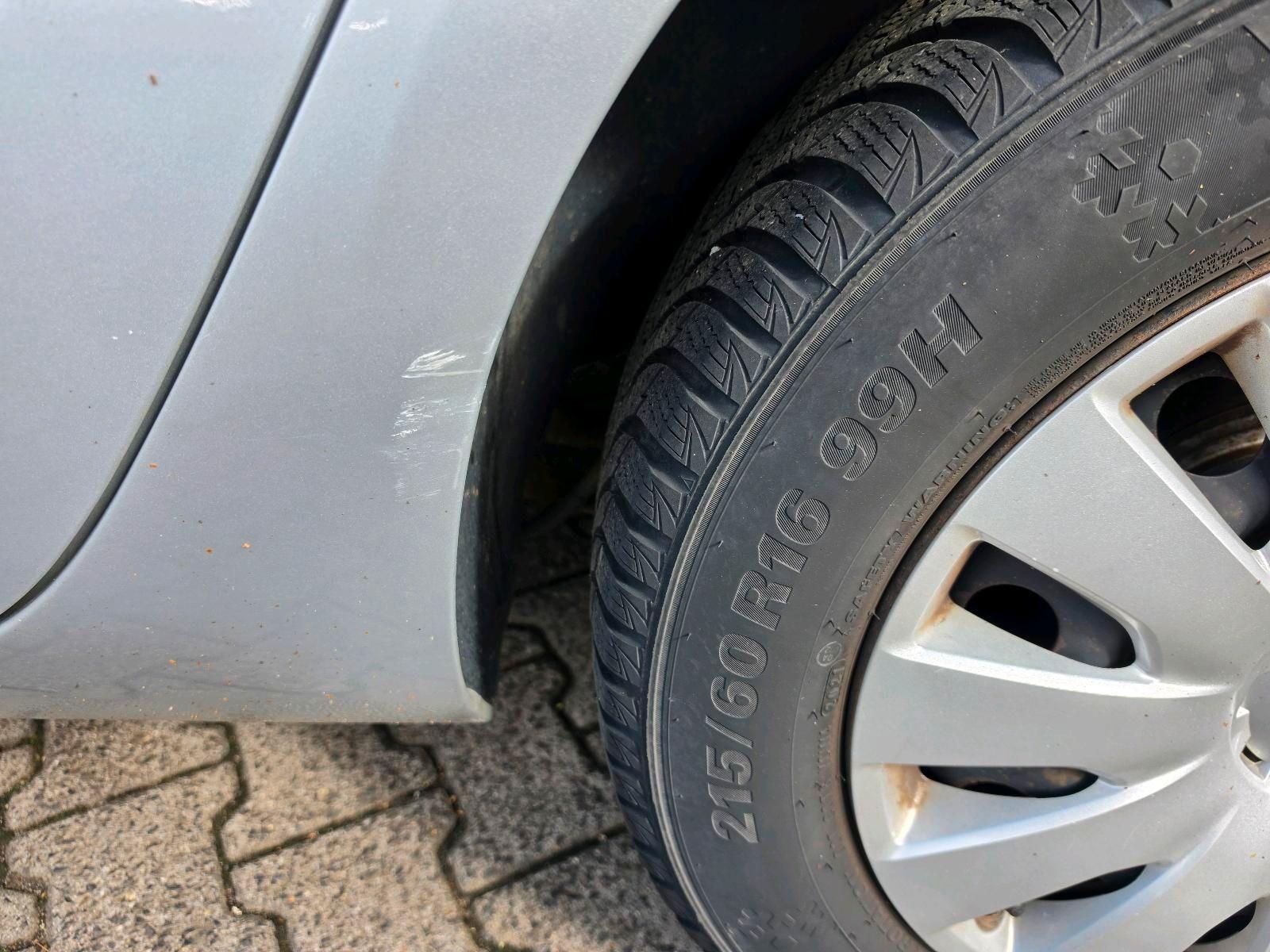 Opel Astra 2015 — photo 7