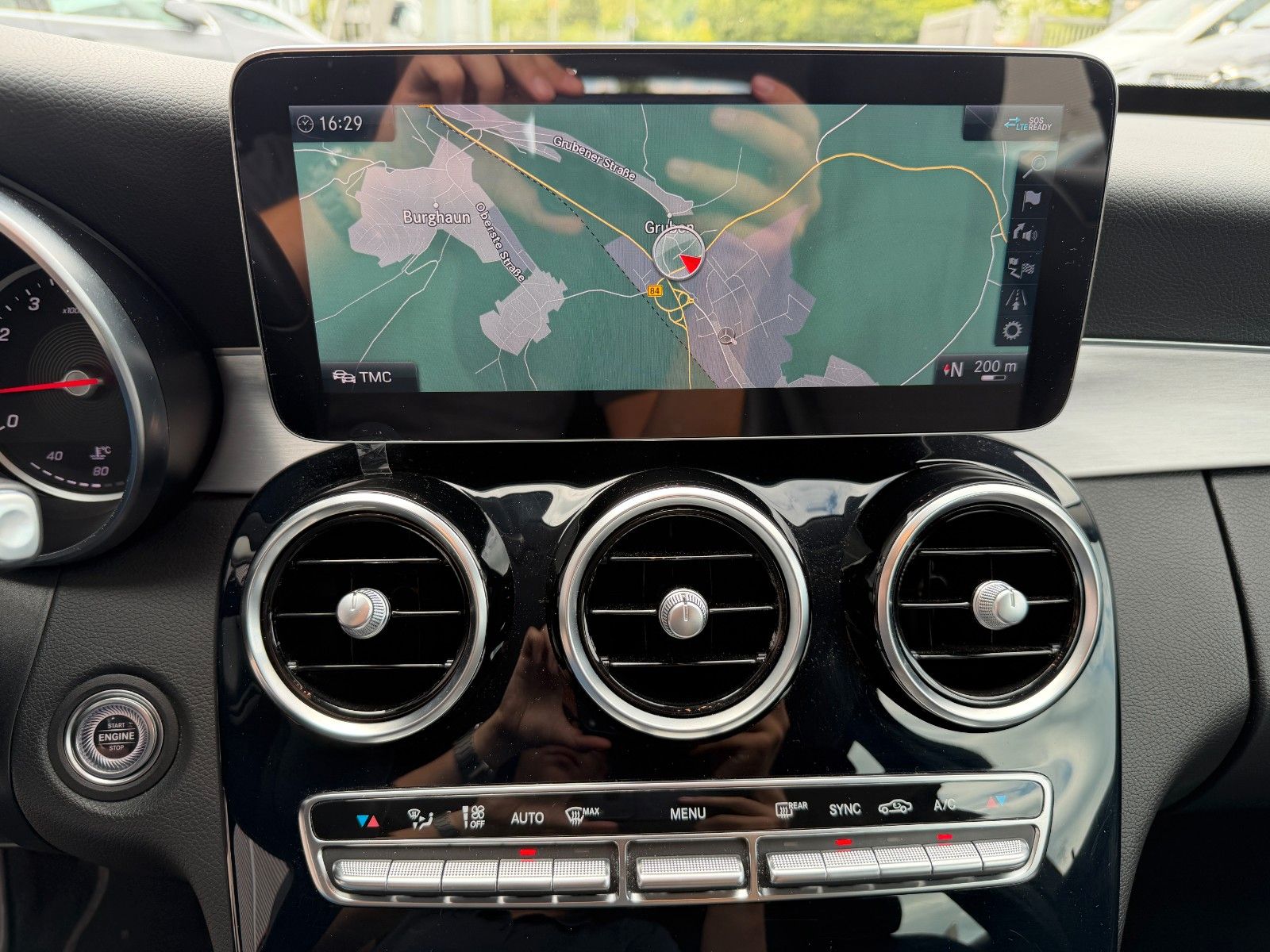 Fahrzeugabbildung Mercedes-Benz C 180 T Avantgarde MBEAM+Distr+R-Kamera+LenkAssi