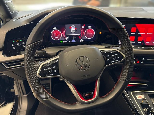 Golf VIII GTI 2.0 TSI Clubsport AKRA MATRIX+PANO