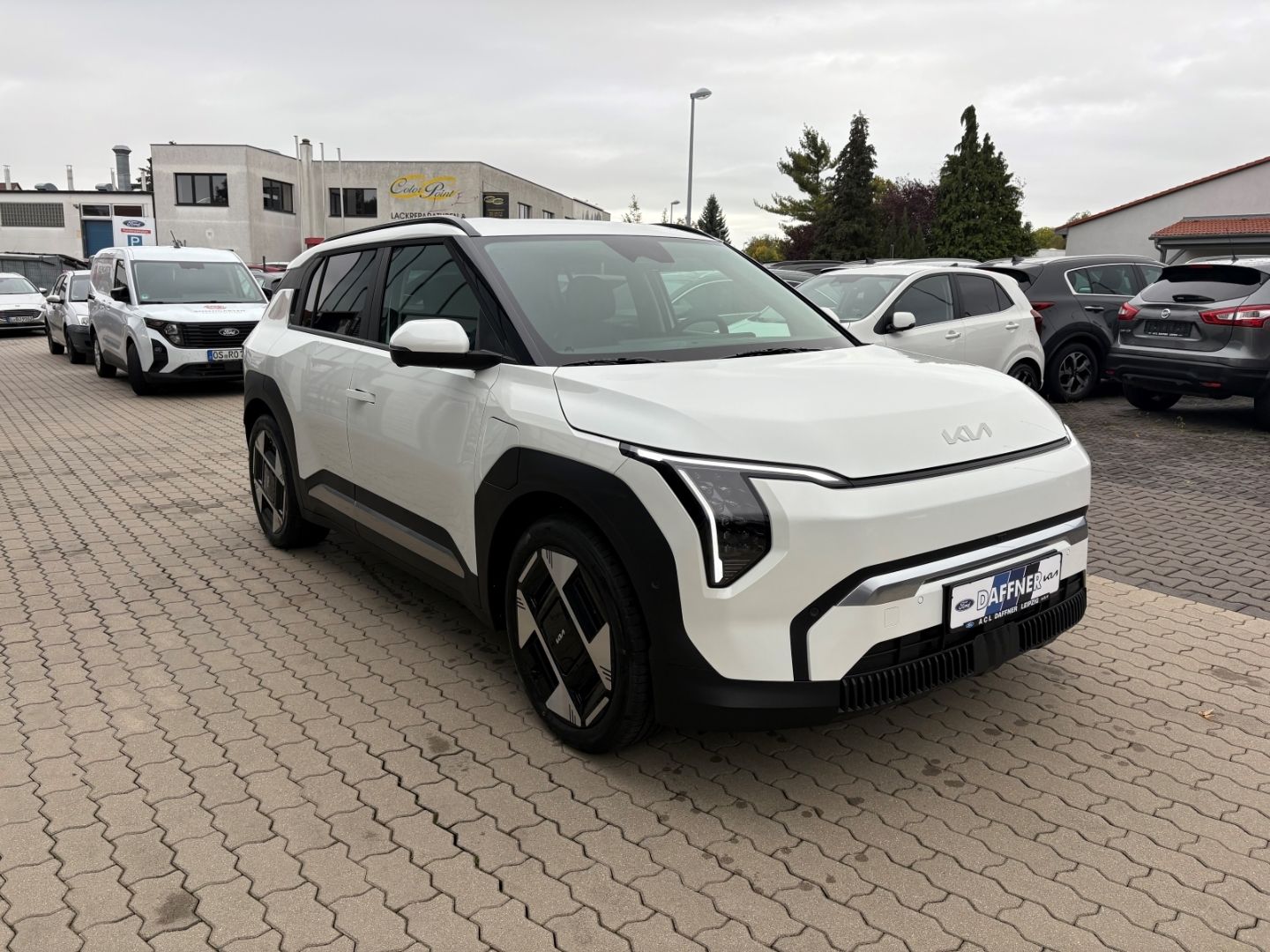 Fahrzeugabbildung Kia EV3 150 kW Earth KLIMA Harman&Kardon TotWinkAss