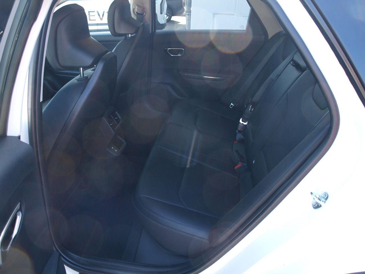 Kia K4 SW 1.6T 110kW LED ACC LEDER TOTWINK 17