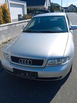 Audi AUDI A4 B5 8D 2,4 V6 - Audi A4 aus 1999: 2.8