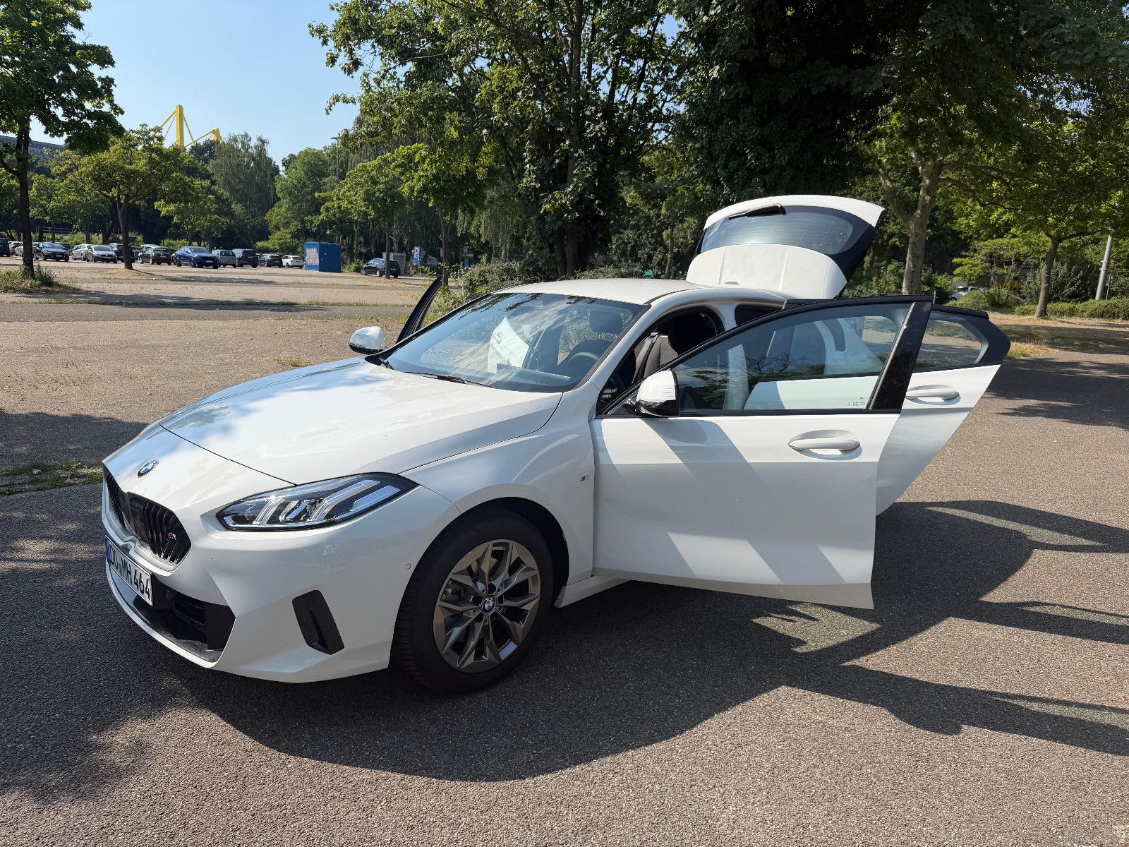 BMW 120 Steptronic - Jahreswagen mit AHK