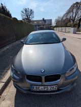 BMW 320d Cabrio - EZ 02/2012 - spacegrau metallic  - mit Diesel-Antrieb: Grau, mit Klimaanlage, Metallic