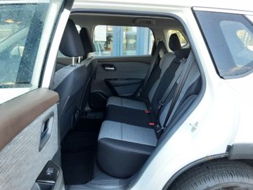 Nissan X-Trail - 8