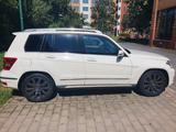 Mercedes-Benz GLK 280 4MATIC - - Mercedes-Benz GLK 280 mit Benzin-Antrieb