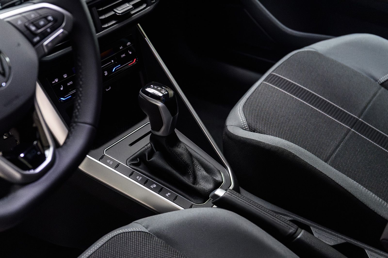Fahrzeugabbildung Volkswagen Polo 1.0l TSI DSG Edition 50+Matrix+Navi+ACC