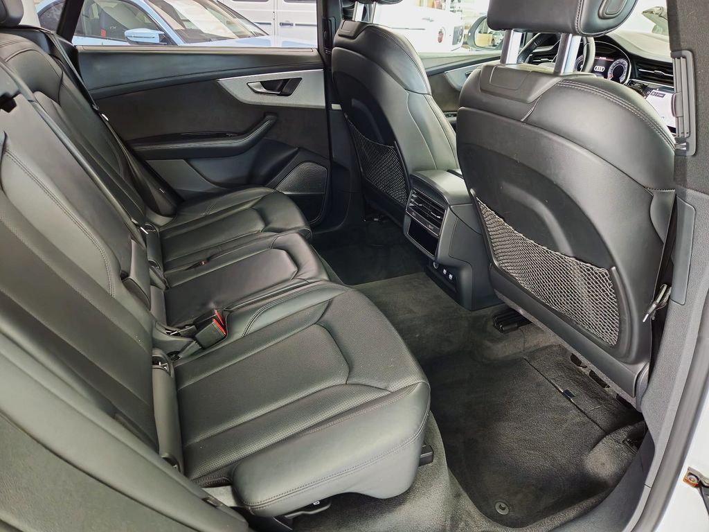 Audi Q8 50 TDI quattro S-line*MATRIX*PANO*B&O*TV*360°