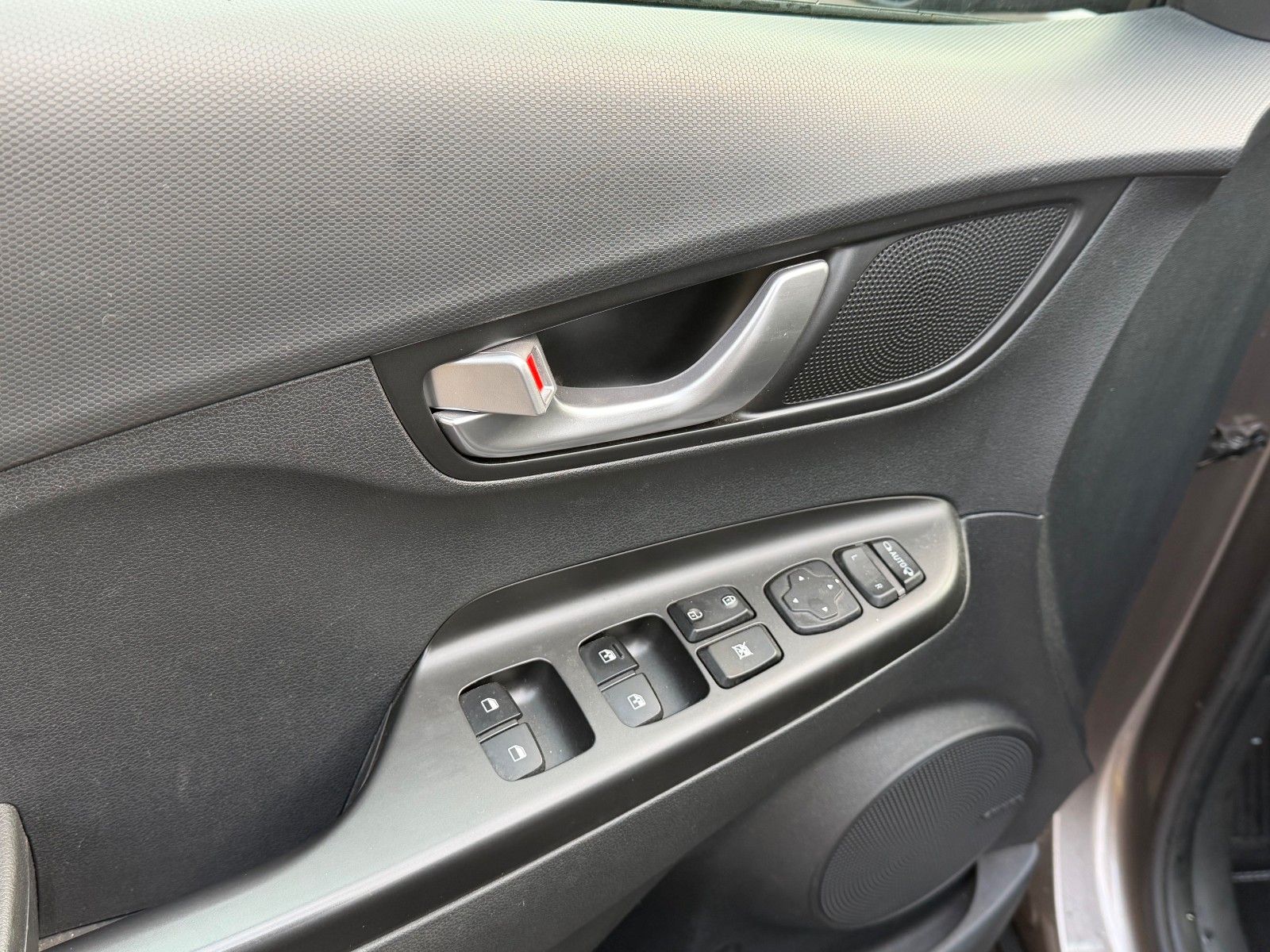 Fahrzeugabbildung Hyundai KONA EV Prime 150 kW *RW484KM*HeUp*Navi*LED*ACC*