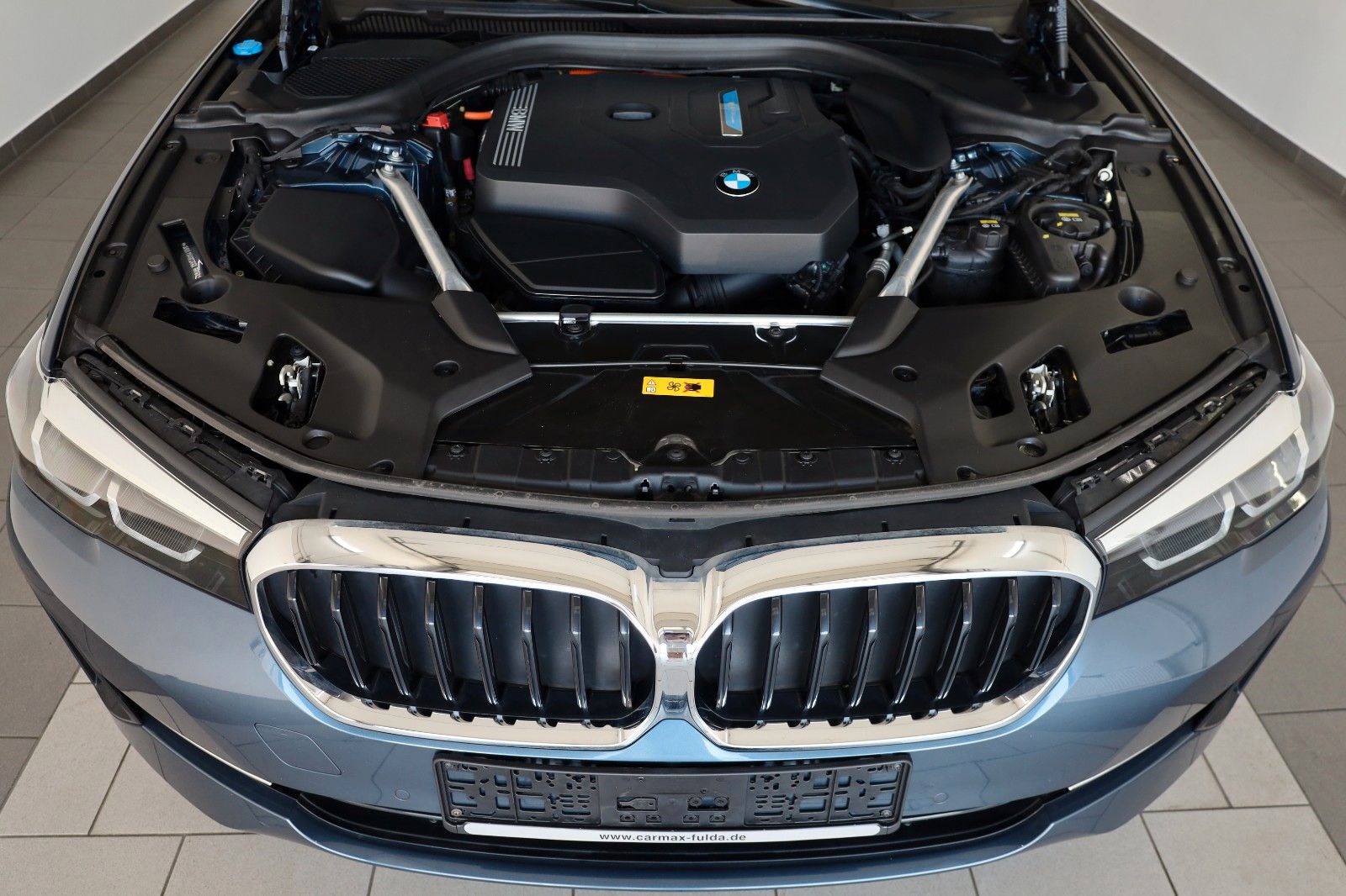 Fahrzeugabbildung BMW 530 e Lim.,Leder,Navi,LED,SH,H&K,Schiebedach