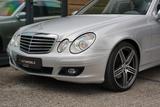 Mercedes-Benz E 280 4Matic*AHK*LEDER*MB-SCHECKHEFT*1.HAND* - Mercedes-Benz E 280 mit Benzin-Antrieb: Leder