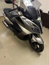 Kymco Downtown 300 i TÜV bis 07/27 !! - KYMCO DOWNTOWN 300