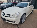 Mercedes-Benz SLK 350 - Mercedes-Benz SLK 350: Weiß