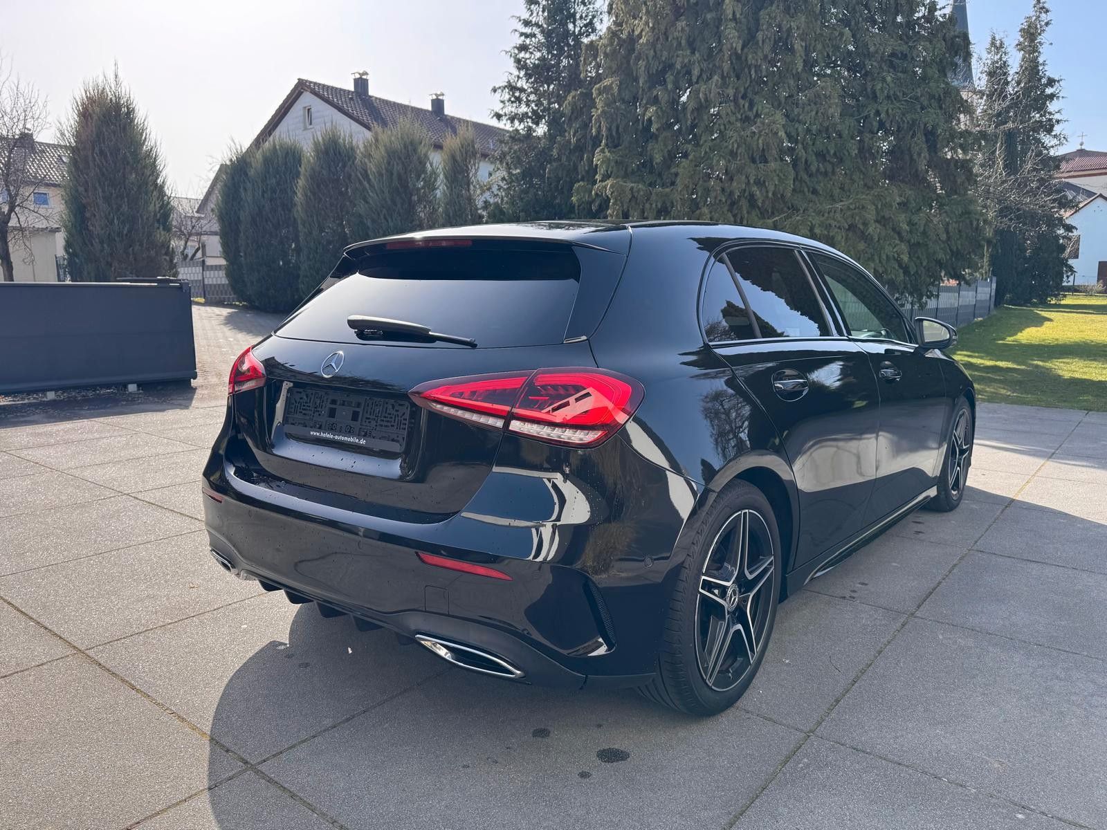 Mercedes-Benz A 180 AMG CAM TEMPO AMBIENTE NAVI foto 3