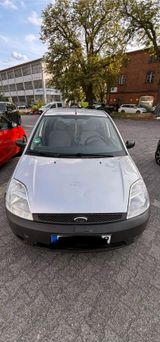 Ford Fiesta 1.3 | 64 PS | TÜV bis 09/2026 ... - Ford Fiesta aus 2003: 1.6