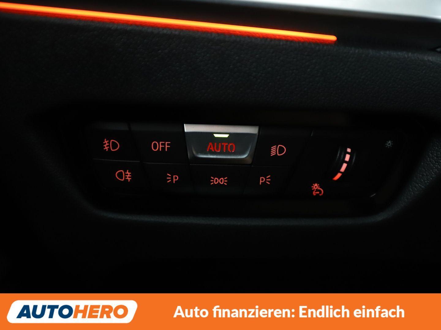 BMW 320i M Sport Aut.*NAVI*LASER*PANO*CAM*PDC*SHZ*
