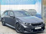 BMW M5 Touring Keramik PANO B&W M-Drivers-P AHK 0,5% - BMW M5 in Duisburg