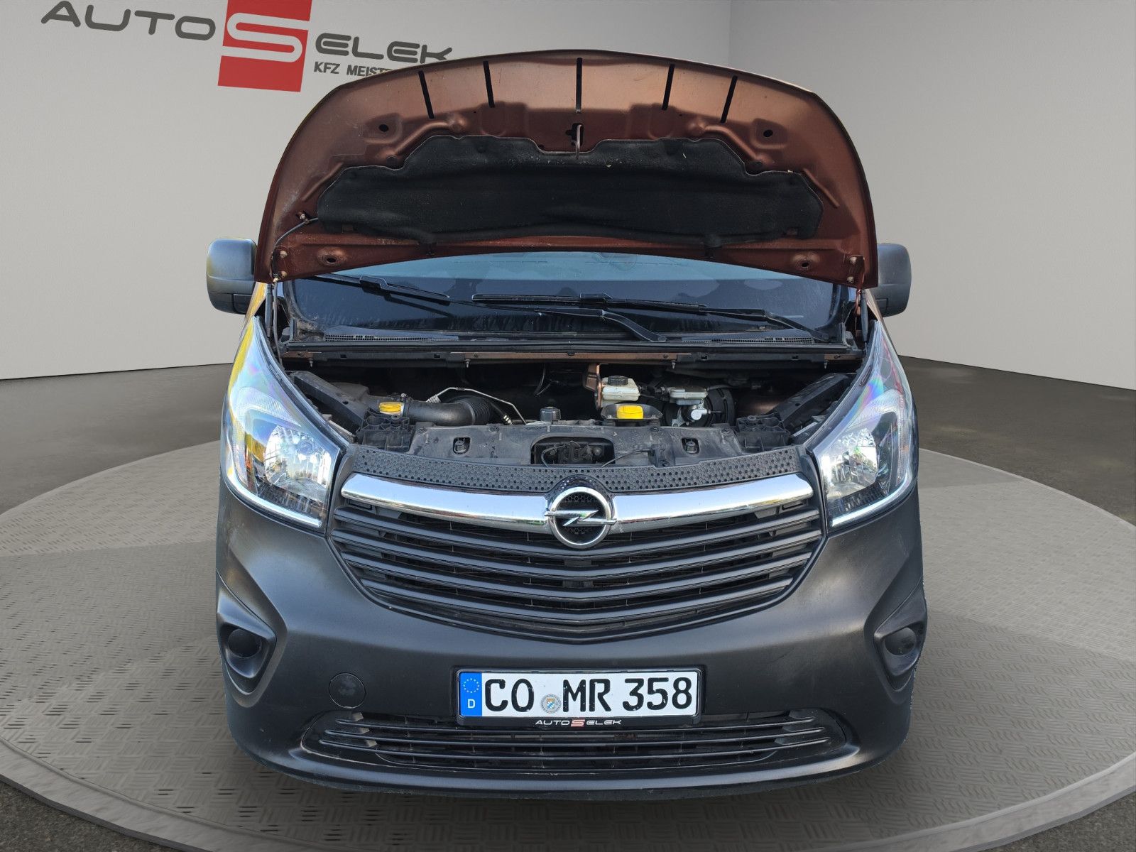 Fahrzeugabbildung Opel Vivaro B Kasten/Kombi Combi L1H1 2,7t 9-SITZER