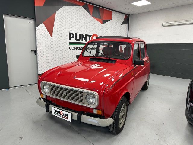 Renault R 4 950 TL SAVANE // RESTAURO COMPLETO /