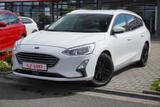 Ford Focus Turnier 1.0 EcoBoost Navi Klima Tempomat - Ford Focus mit Benzin-Antrieb: Kombi, Automatik