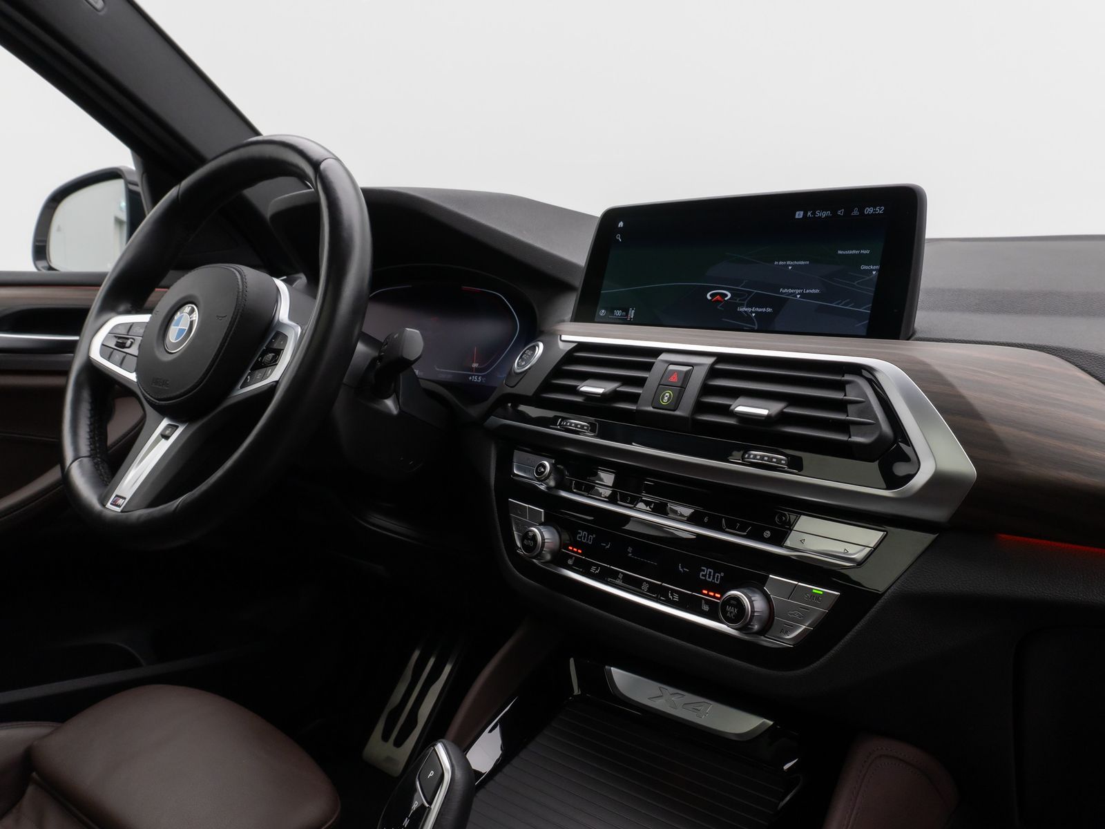 Fahrzeugabbildung BMW X4 xD30d M Sport Kamera Panoram HUD DAB HiFi AHK