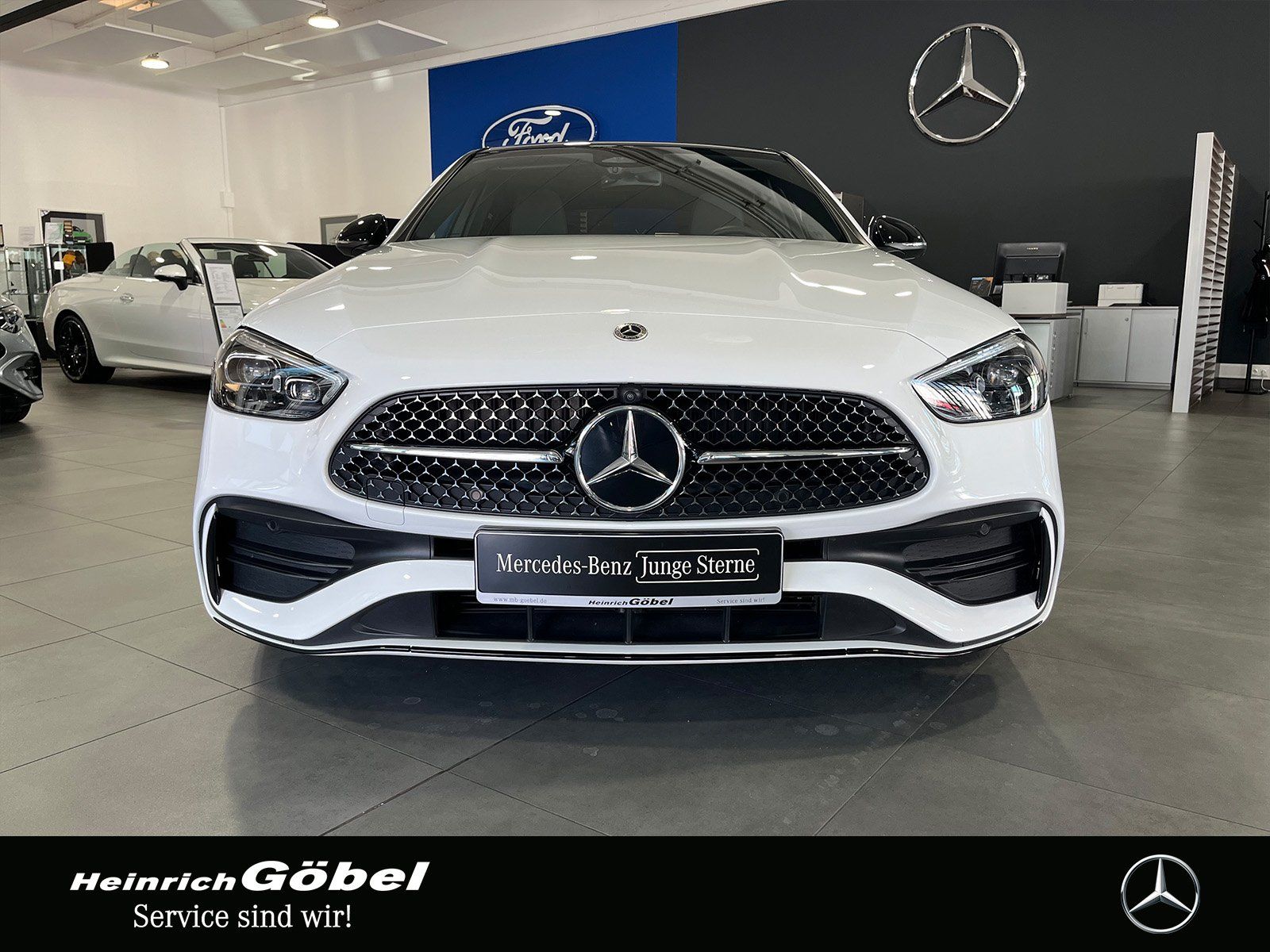 Fahrzeugabbildung Mercedes-Benz C 300 AMG+PANO+BURMESTER+NIGHT+360°+DIGITAL.L