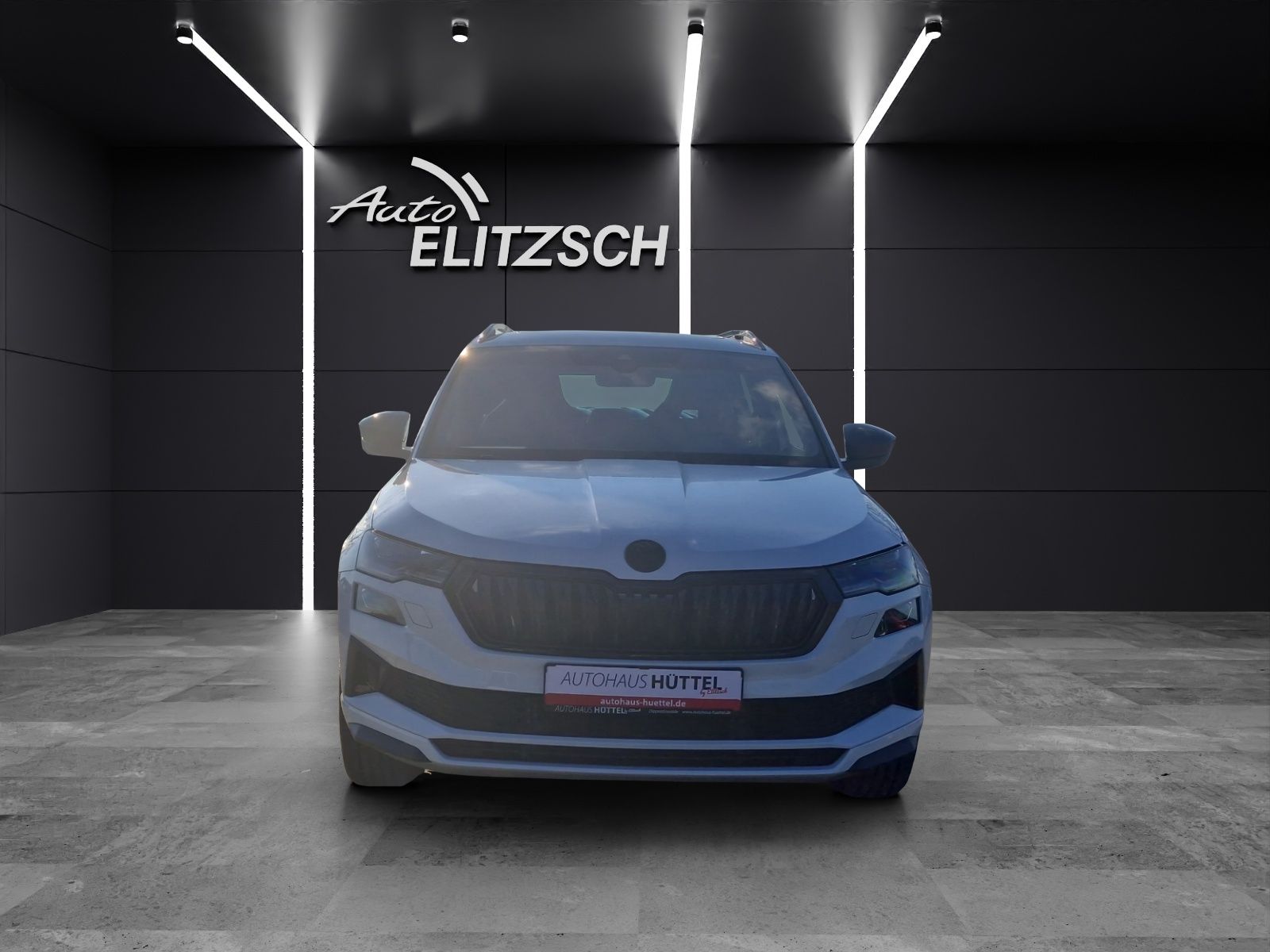 Fahrzeugabbildung SKODA Karoq TDI Sportline 4x4 Matrix PANO ACC Kamera36