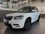 Skoda Yeti Ambition 4x4 "5 J. Garantie" AHK PANO XENON - Skoda Yeti: Leder