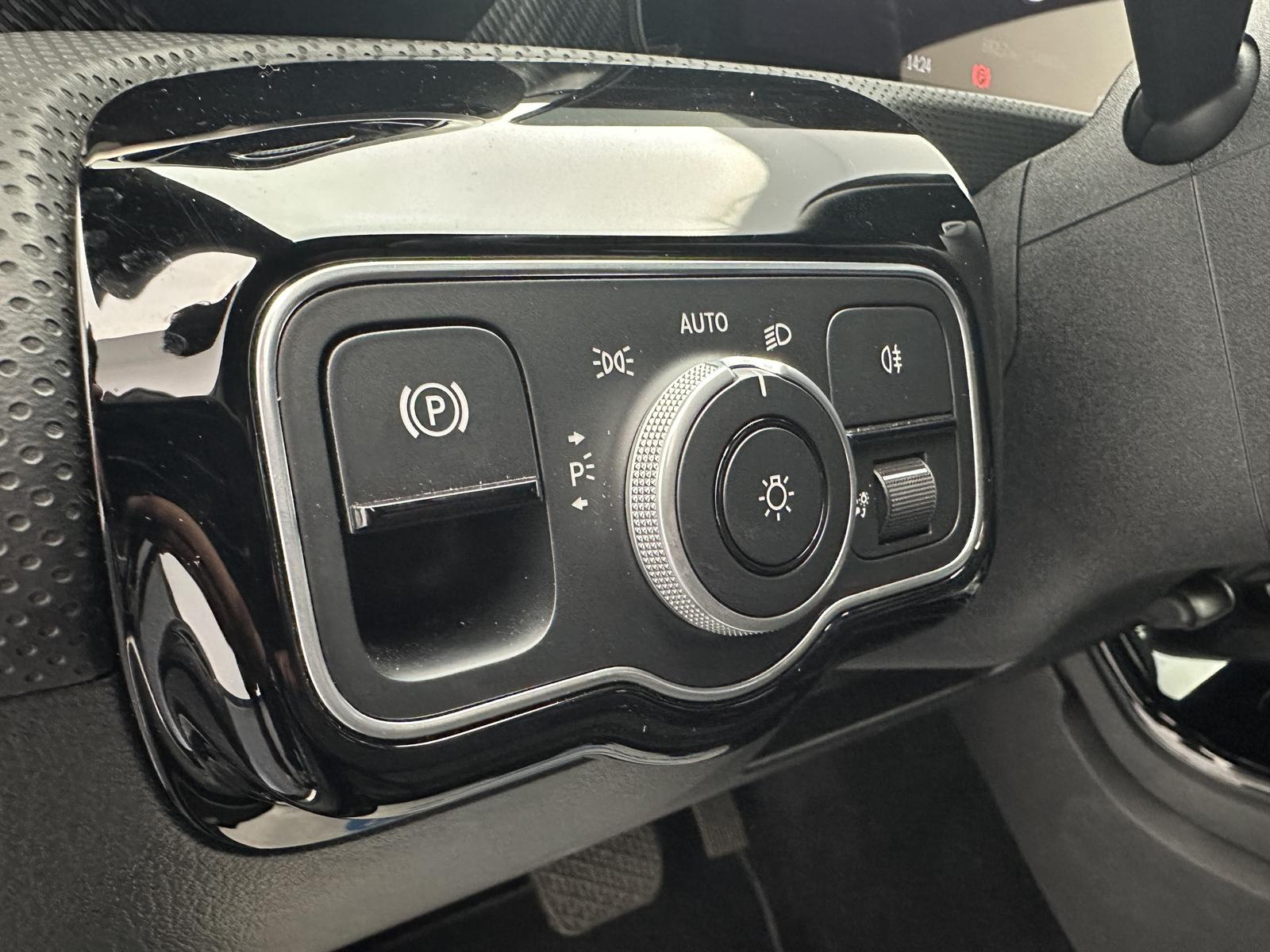 Mercedes-Benz A-Class d Progressive "NAVI-CAM-MULTI-SITZH-LED", миниатюра 20