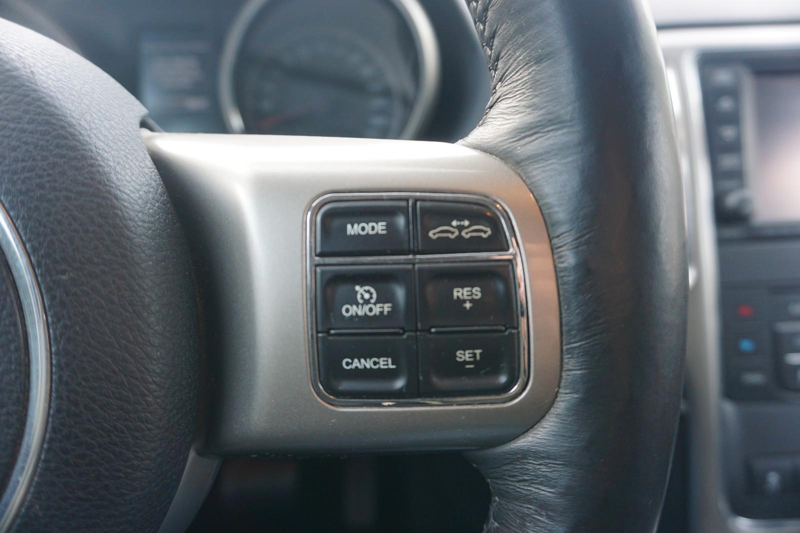 Jeep Grand Cherokee 3.0 CRD Overland 241ch - Toit ouvrant panoramique - Suspension pneumatique - Sièges conducteur - Camera