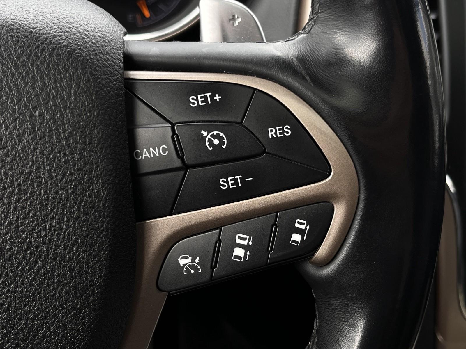 JEEP GRAND CHEROKEE 3.0 SUMMIT / BVA / ACC / 4X4 / PANORAMIQUE | 250 ch |/ GARANTIE