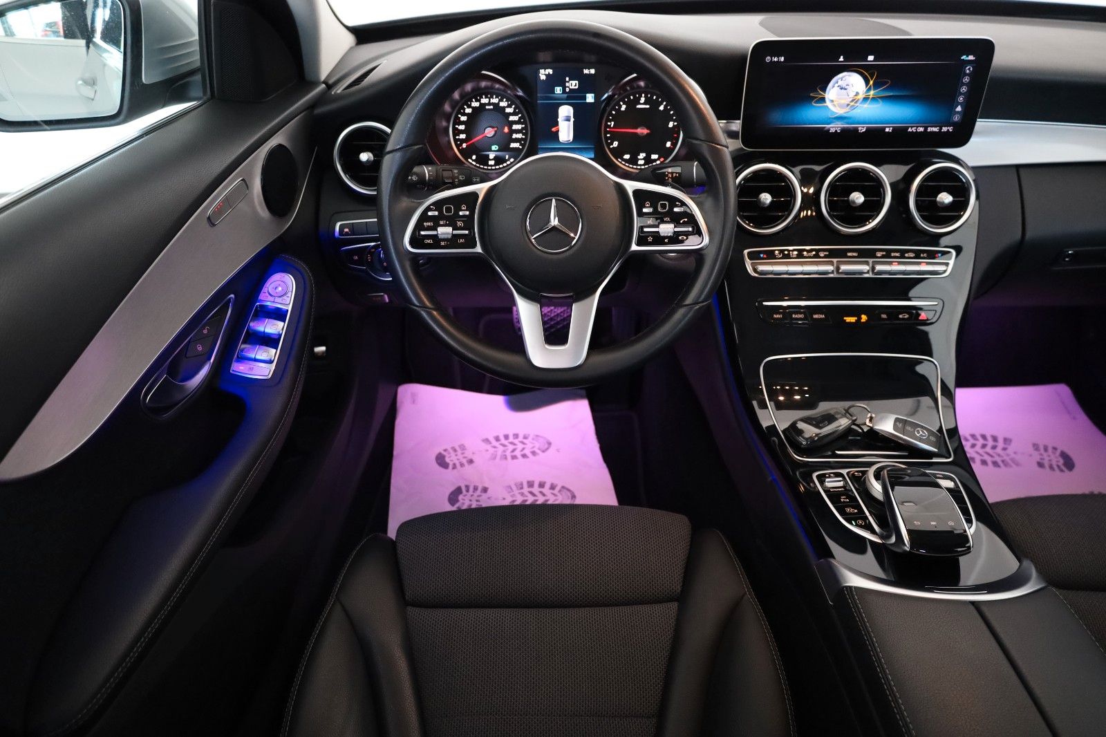 Fahrzeugabbildung Mercedes-Benz C 200d T T.Leder,Apple CarPlay,Kamera,SH,PDC,AHK