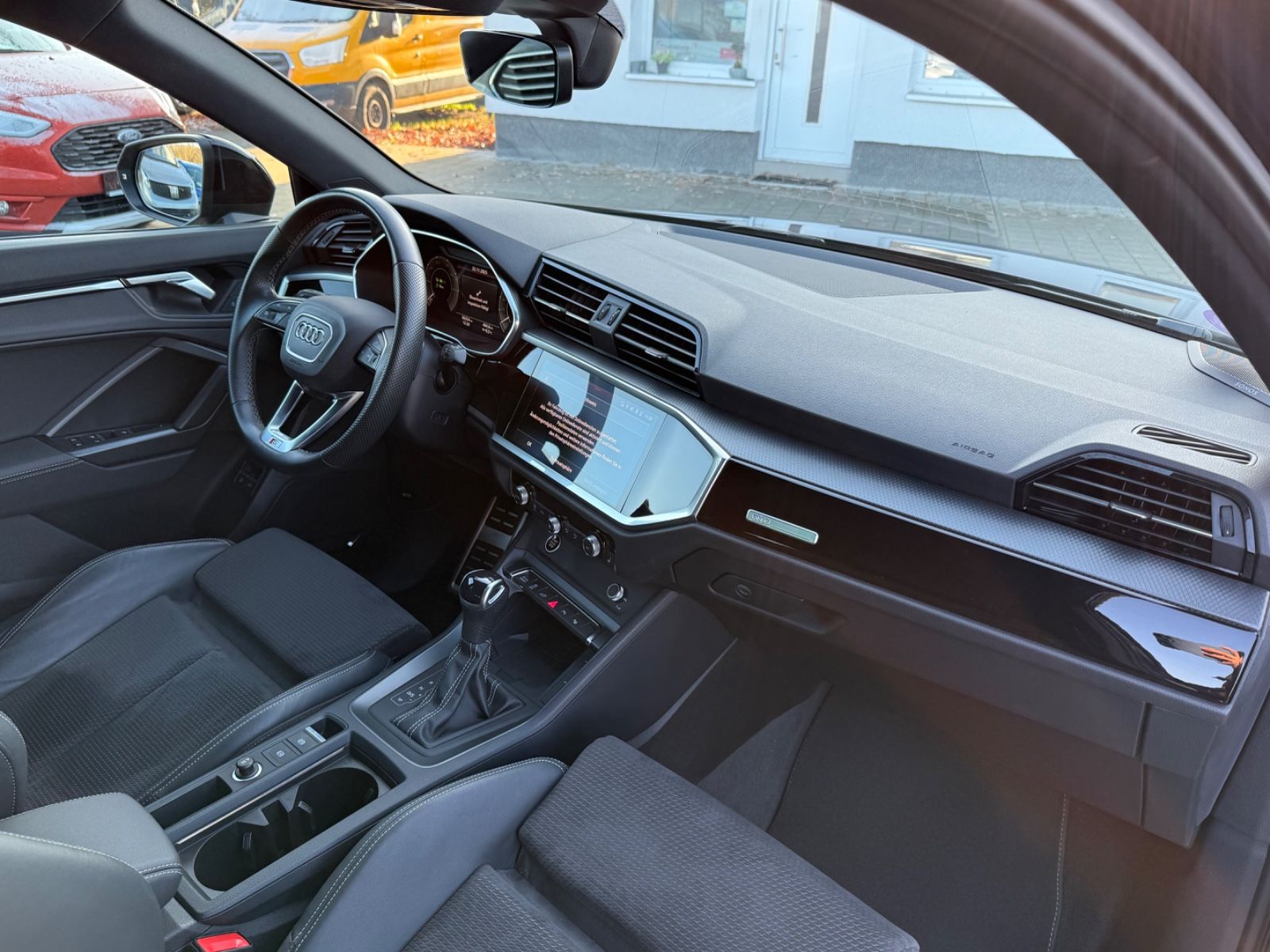 Audi Q3 45 TFSI e S line AHK-ACC-RKAM-LED-SONOS-20"LM foto 23