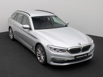 Fahrzeugabbildung BMW 530i LuxuryLine Kamera HUD Komfort SoftCl Alarm