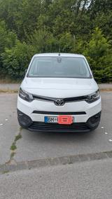 Toyota Proace City L2 | 1.5 D-4D | AHK | TÜV Neu - Toyota Proace City von privat
