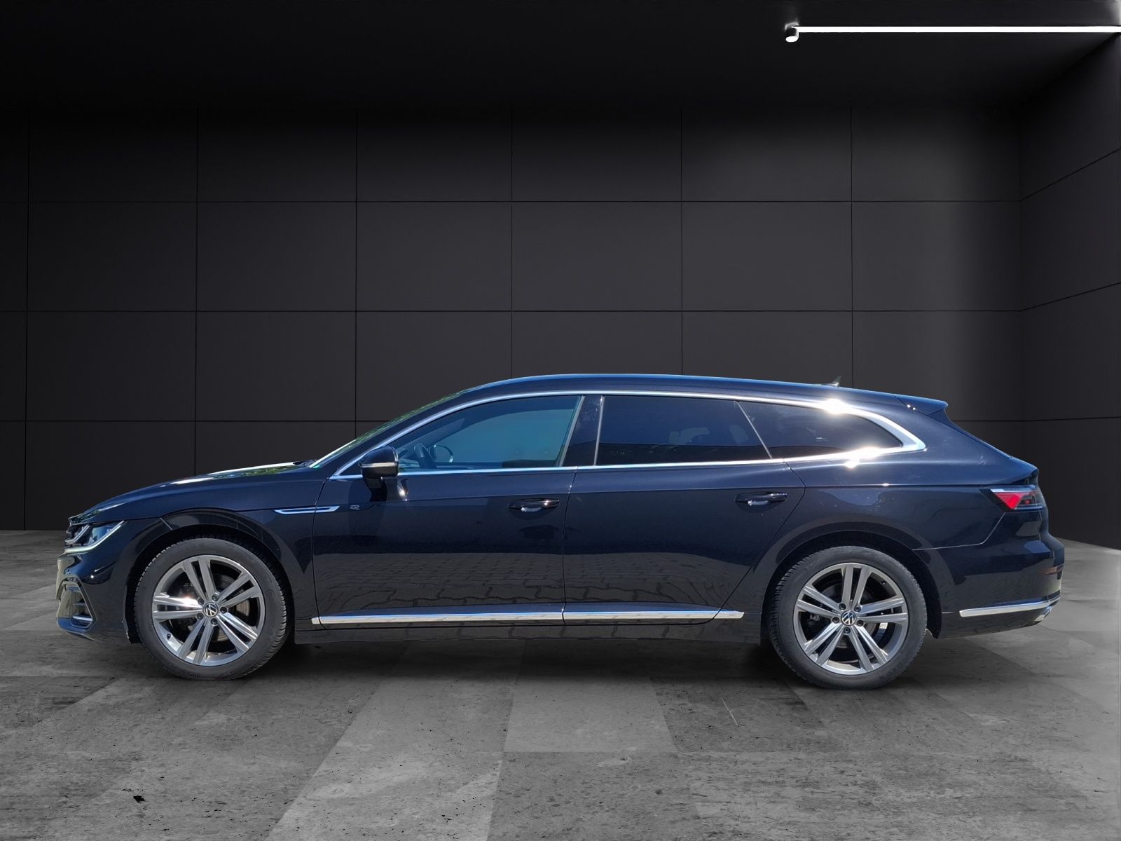 Fahrzeugabbildung Volkswagen Arteon SB TDI R-Line DSG Matrix AHK Navi AID ACC