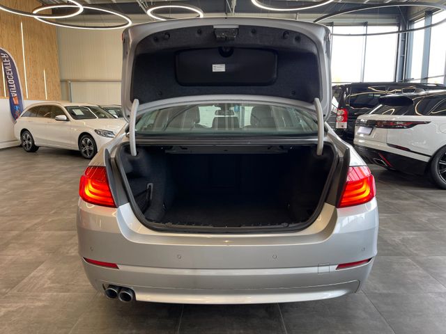 BMW 525d Lim. Aut.*NAVI*PDC*SHZ*STARTSTOP*VOLLLEDER*