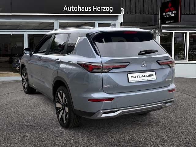 Mitsubishi Outlander 2.4L PHEV Diamant TOP ´´ACC + PANO´´ imagem 3