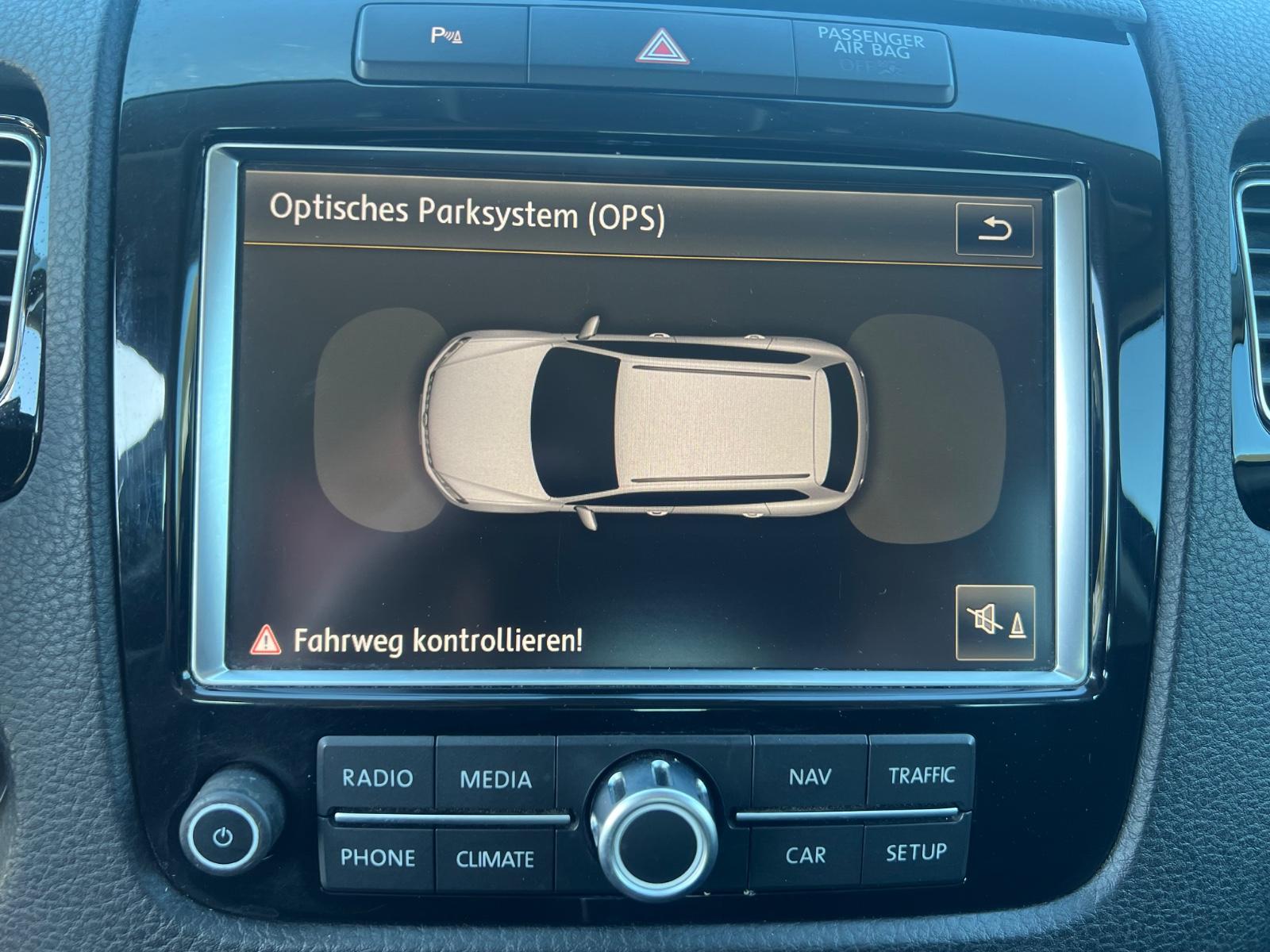Volkswagen Touareg V6 TDI 245ch - 1 ère main - Carnet entretien - Attelage - Navi - Clim