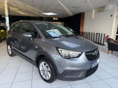 OPEL Crossland X 1.2 Edition AHK NAVI SHZ CAM AUTOM