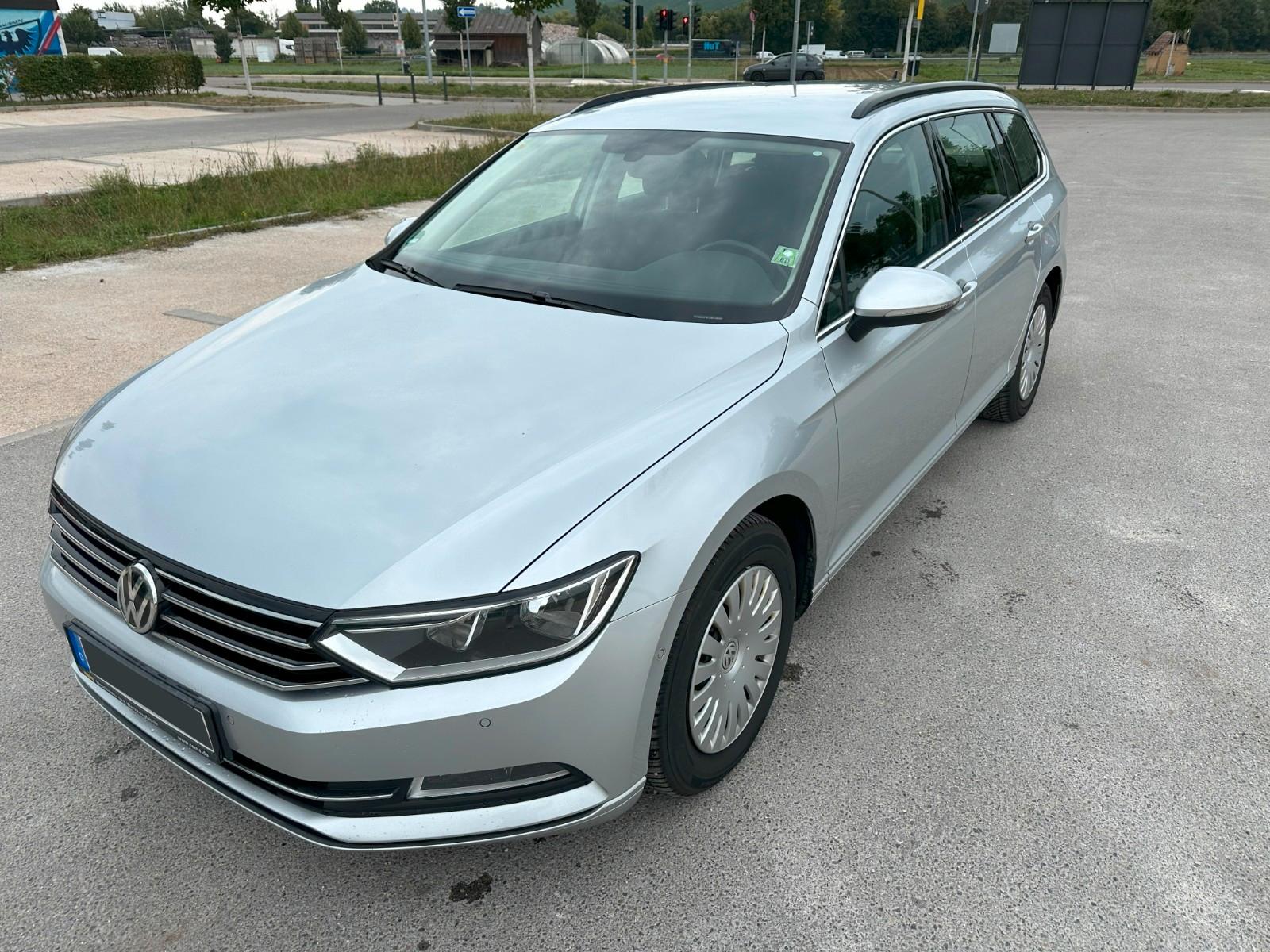Volkswagen Passat 2.0 TDI DSG BMT Comfortline NAVI ACC AHK