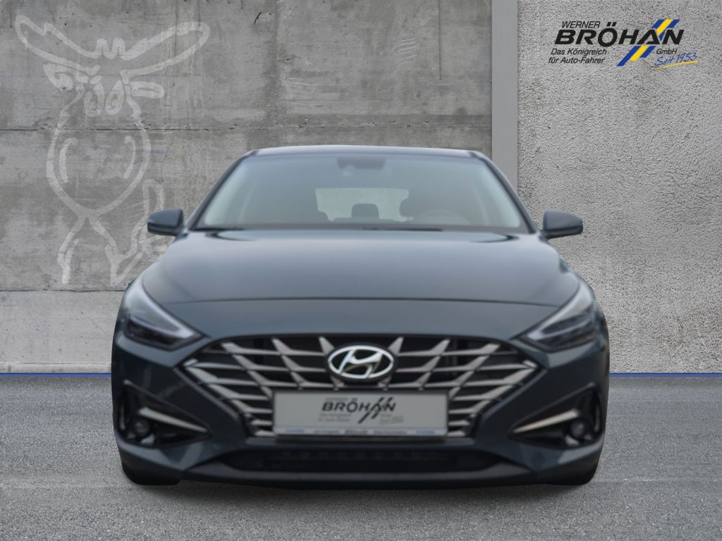 Fahrzeugabbildung Hyundai i30 1.5 T-GDI 48V-Hybrid DCT Trend *LED, Navi,Ko