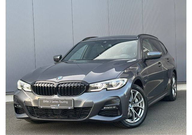BMW 330e M-SPORT