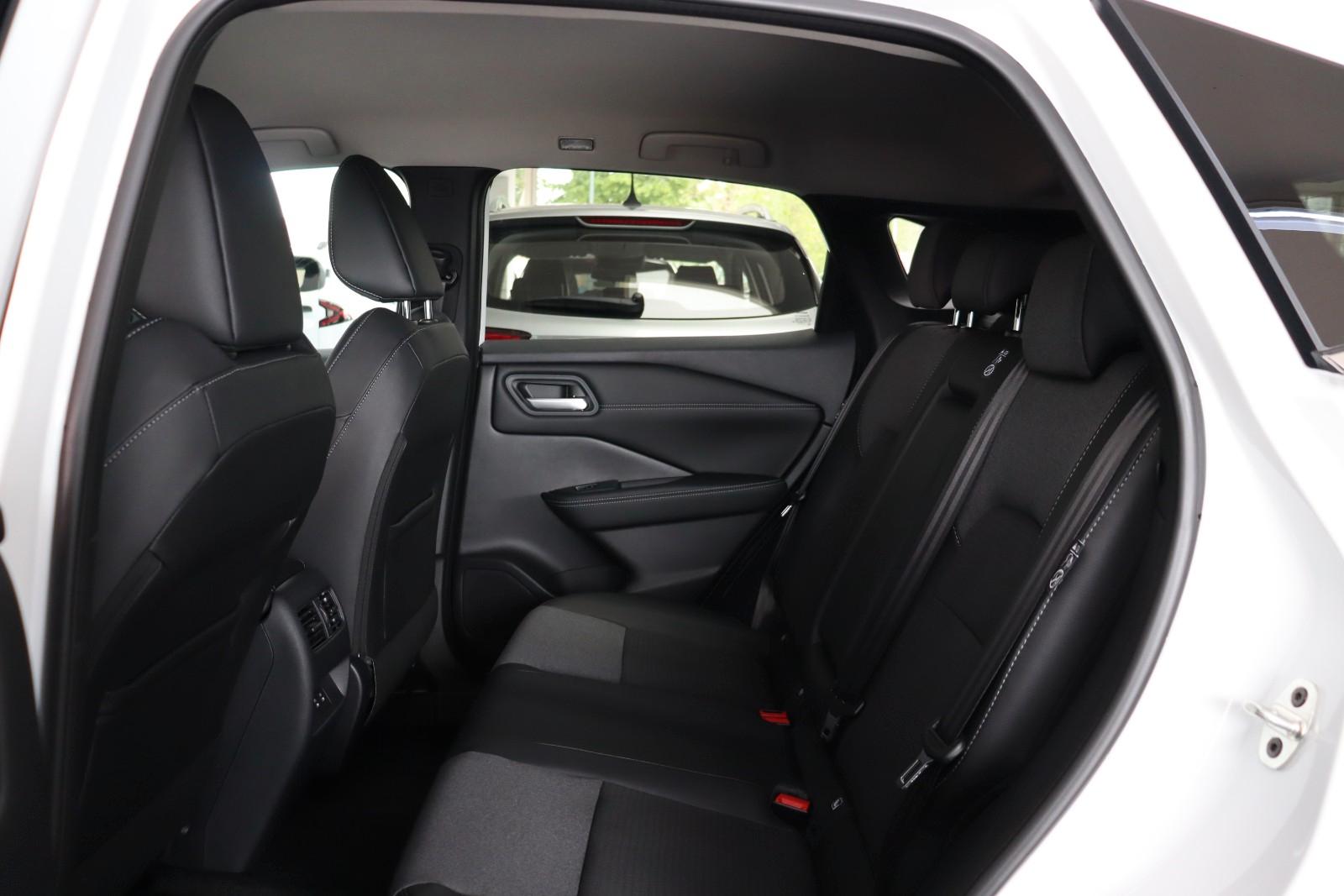 Nissan Qashqai 1.3 AT N-Connecta Navi,LED,TLeder SOFORT, миниатюра 14