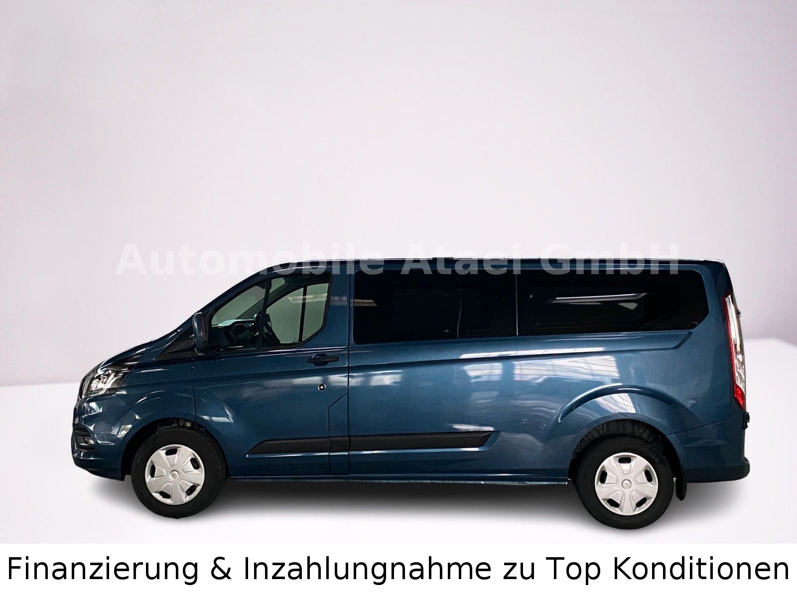 Fahrzeugabbildung Ford Transit Custom 340 L2H1 *9-Sitzer* NAVI (2794)