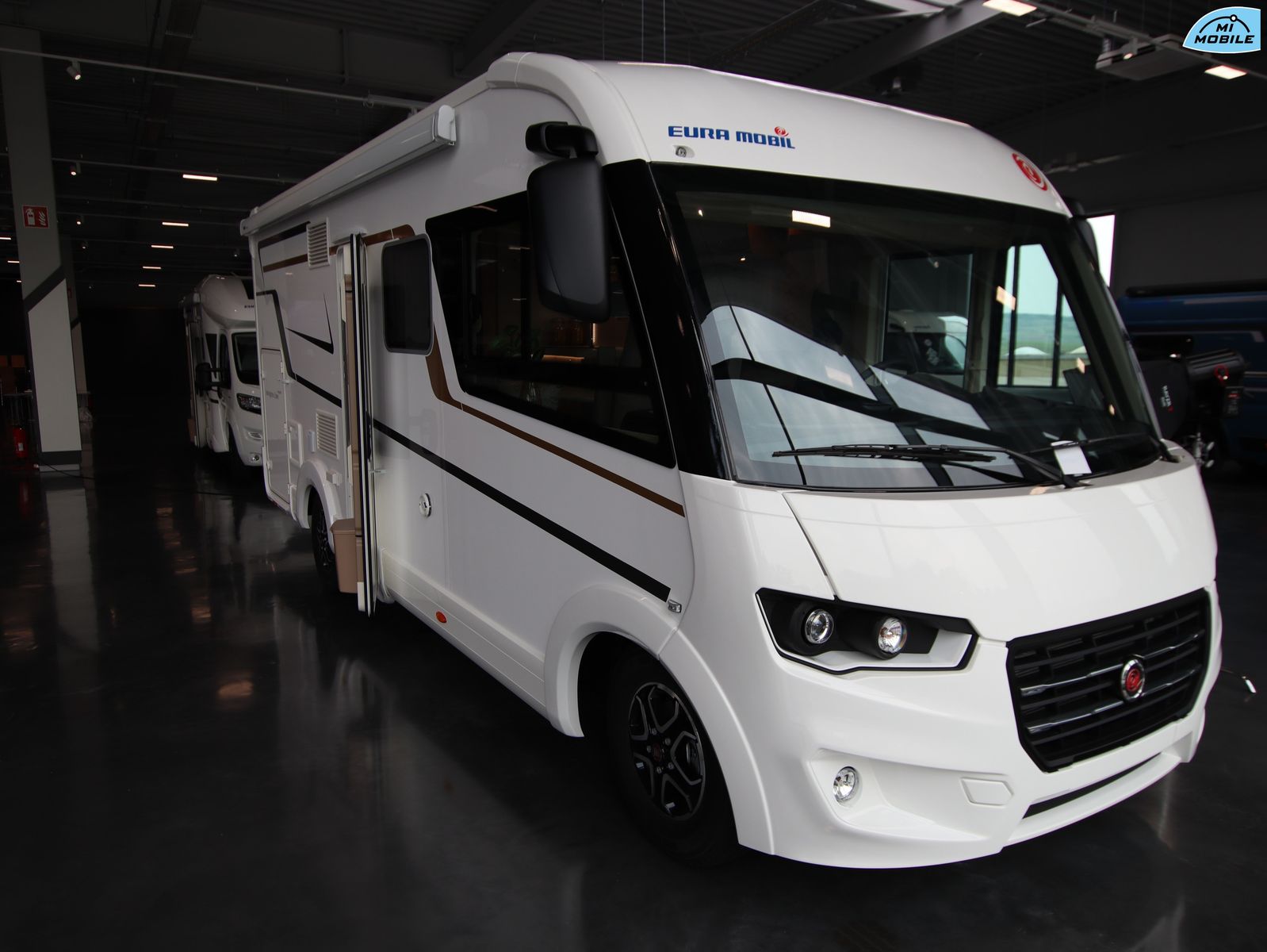 Fahrzeugabbildung Eura Mobil Integra Line 695 LF *SCHAUSONNTAG 11-16 Uhr*