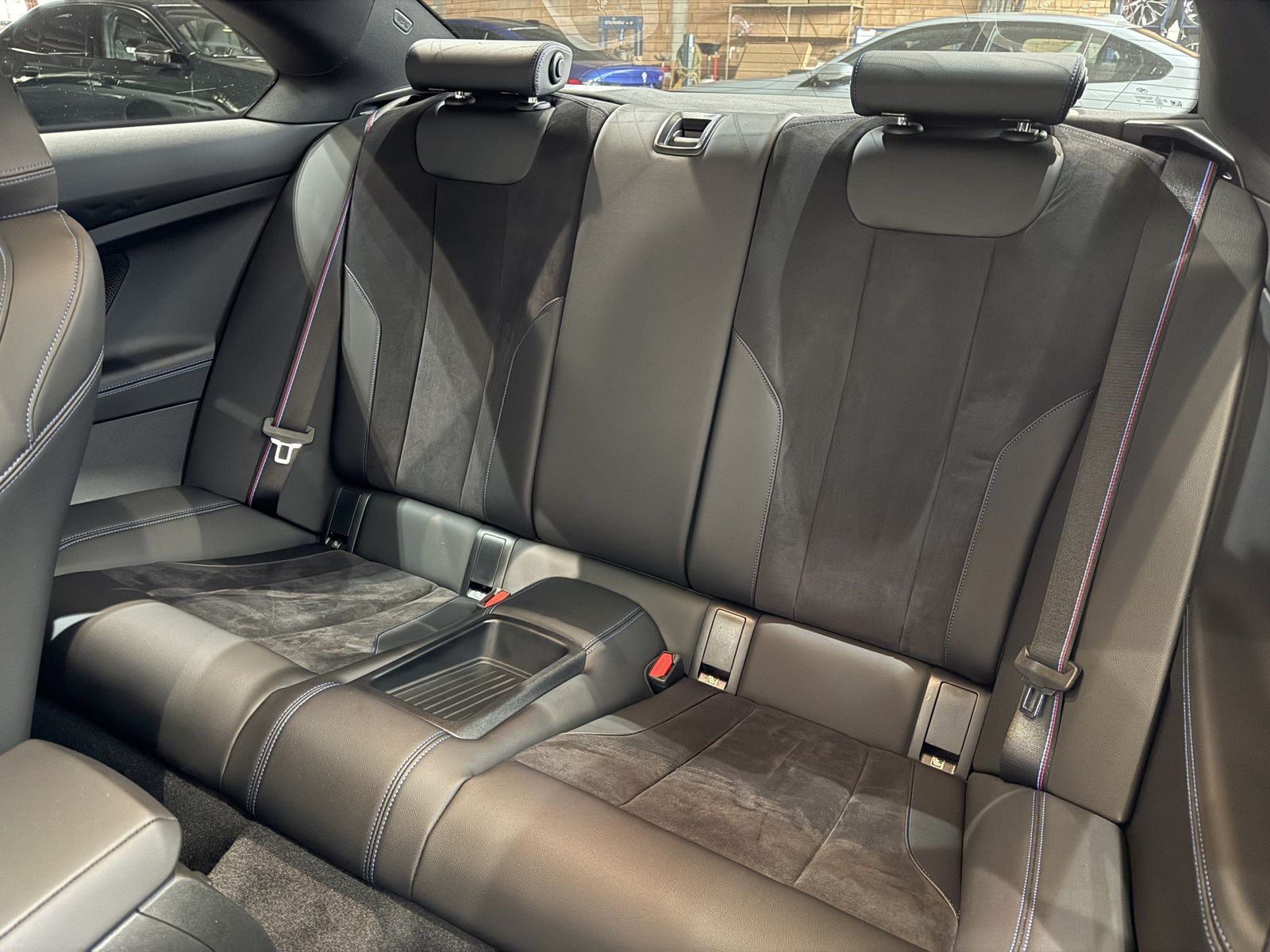 Fahrzeugabbildung BMW M2 Coupé |Glasdach |elektr. Sitzverst. mit Memor