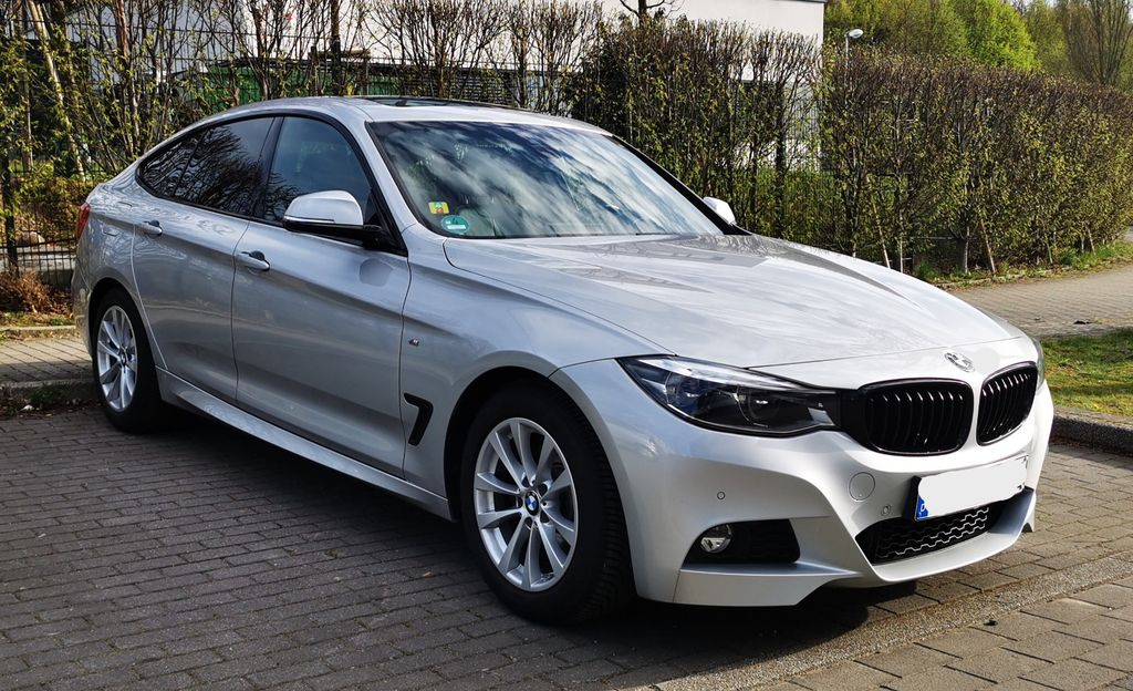 BMW 330 Gran Turismo